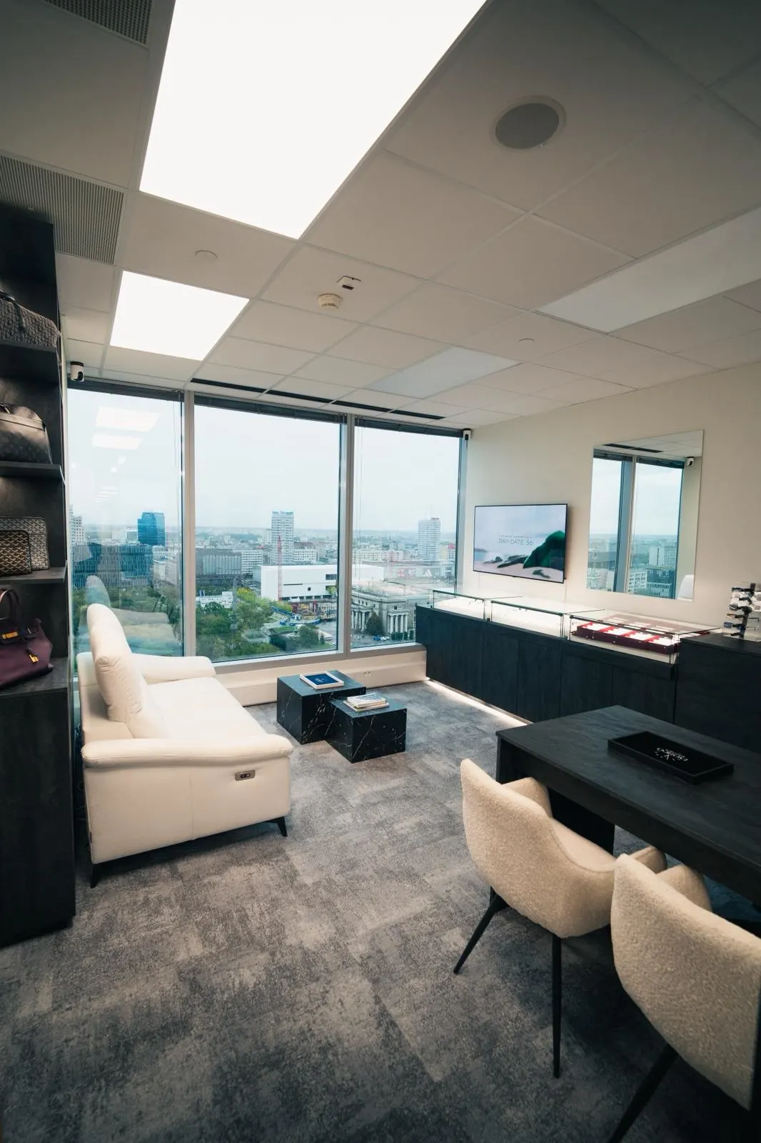Salon Exotico Watches — Warsaw Financial Center